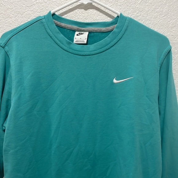 Nike Club Fleece Crew Sweatshirt size medium - Picture 2 of 6